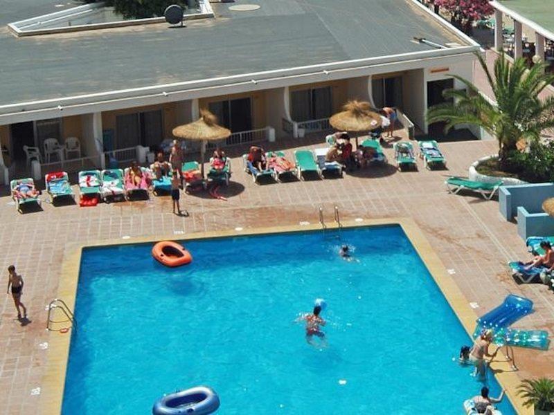 Leonardo Santa Eulalia * Ibiza-Stadt
